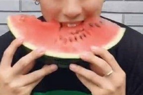 网红吃瓜哥为何退网,揭秘网络红人退圈真相